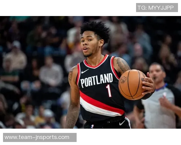 安芬尼西蒙斯反思失利原因强调上半场强度不足导致对手快攻频频得分 安芬尼西蒙斯反思失利原因强调上半场强度不足导致对手快攻频频得分