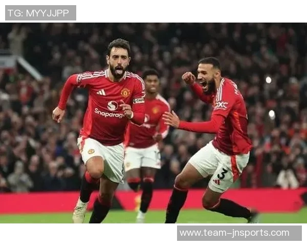 曼晚预测曼联对纽卡首发阵容约罗海文中卫搭档马兹拉维出战